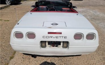 Chevrolet-Corvette-1992-Convertible-3
