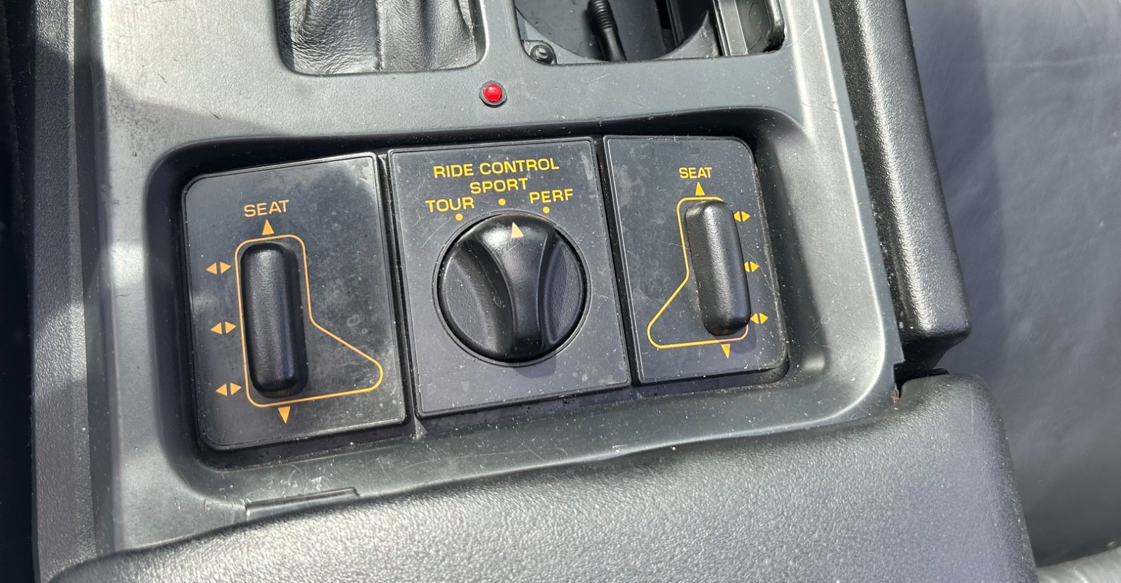 Chevrolet-Corvette-1992-Coupe-18