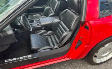 Chevrolet-Corvette-1992-Coupe-23