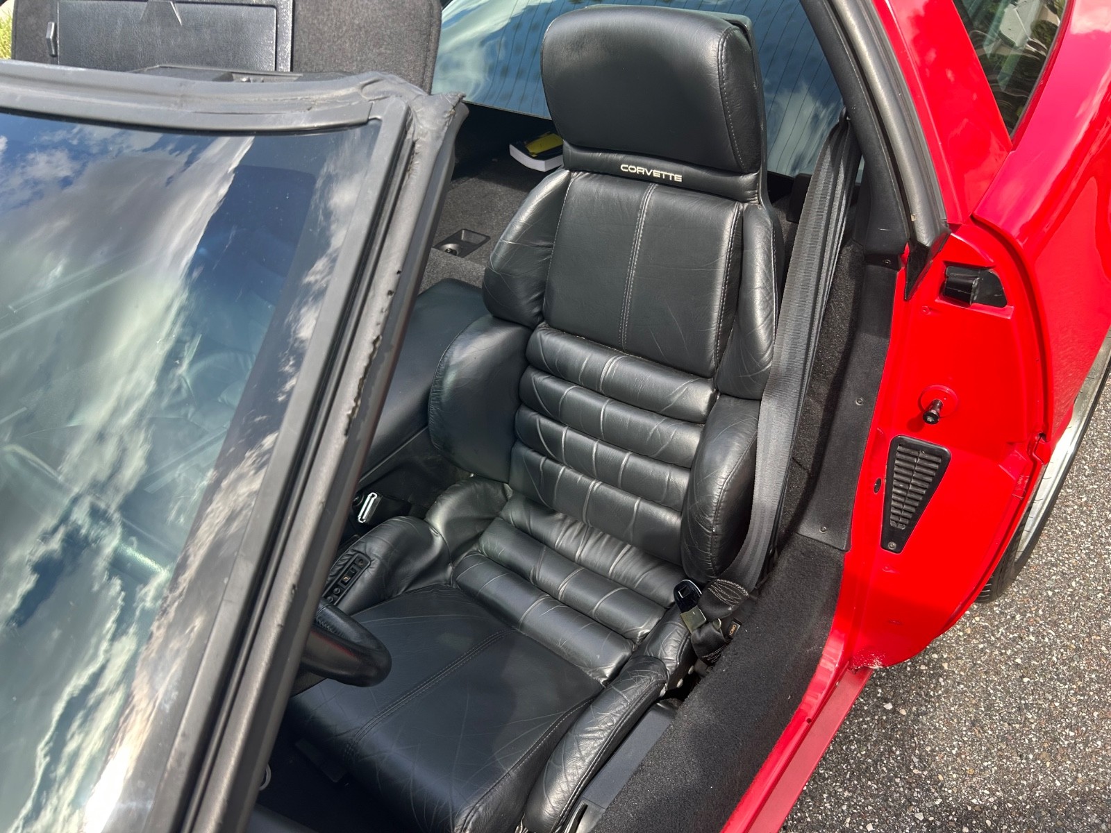 Chevrolet-Corvette-1992-Coupe-32