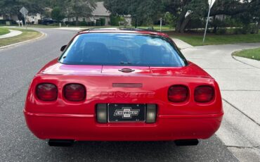 Chevrolet-Corvette-1992-Coupe-4