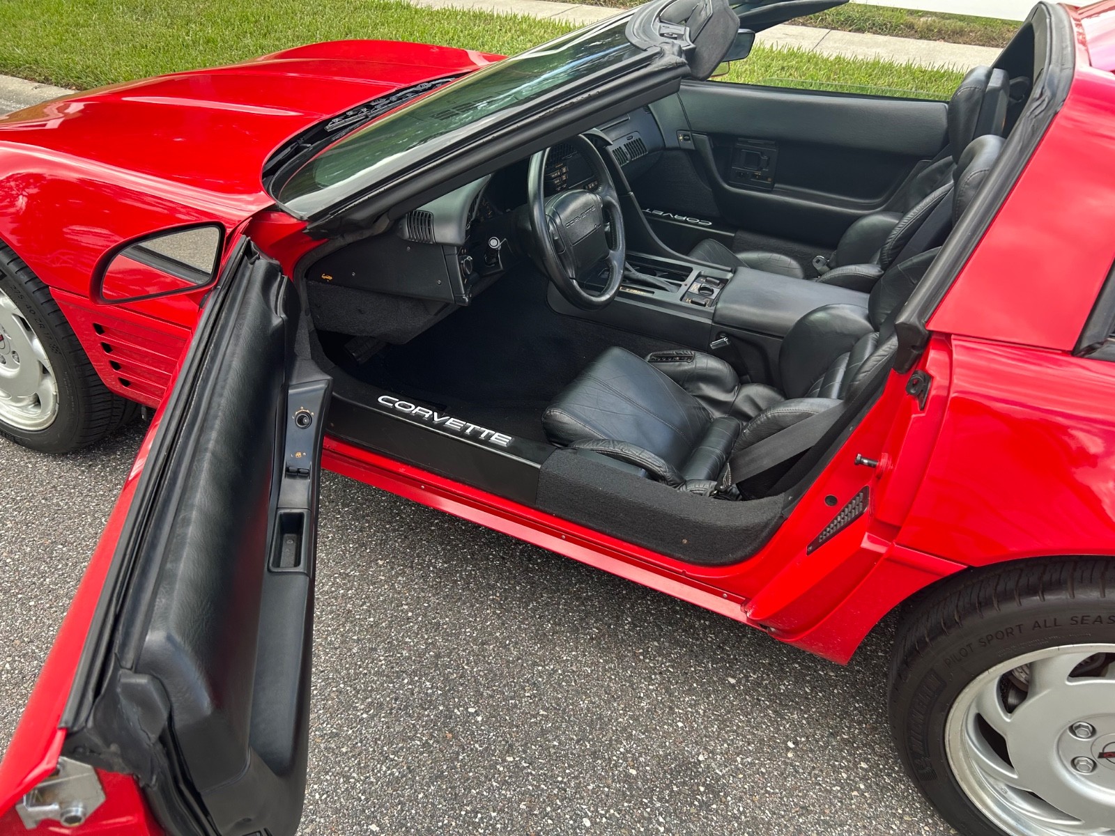 Chevrolet-Corvette-1992-Coupe-5