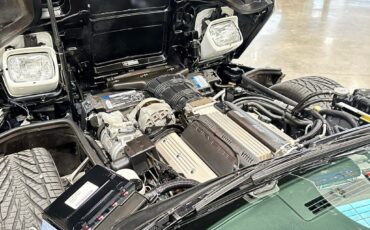Chevrolet-Corvette-1992-Hatchback-16