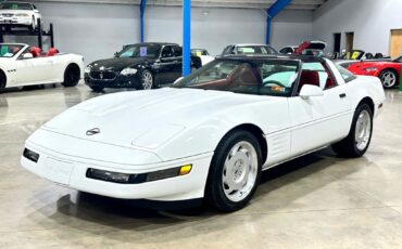 Chevrolet-Corvette-1992-Hatchback-2
