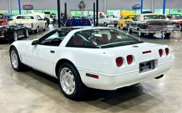 Chevrolet-Corvette-1992-Hatchback-4