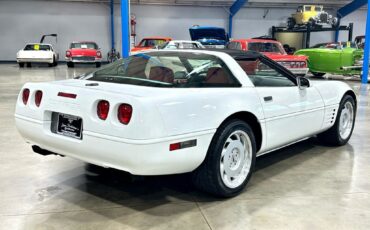 Chevrolet-Corvette-1992-Hatchback-7
