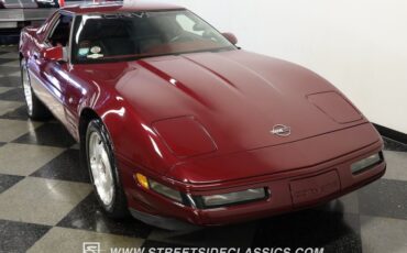 Chevrolet-Corvette-1993-Brilliant-Red-metall-Burgundy-13