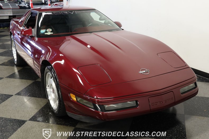 Chevrolet-Corvette-1993-Brilliant-Red-metall-Burgundy-13