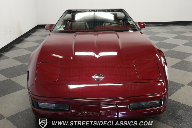 Chevrolet-Corvette-1993-Brilliant-Red-metall-Burgundy-14