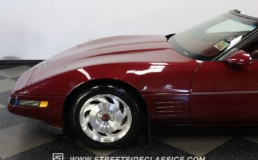 Chevrolet-Corvette-1993-Brilliant-Red-metall-Burgundy-20