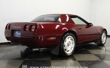 Chevrolet-Corvette-1993-Brilliant-Red-metall-Burgundy-23
