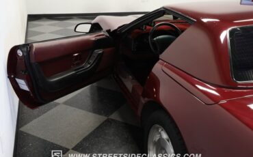 Chevrolet-Corvette-1993-Brilliant-Red-metall-Burgundy-30