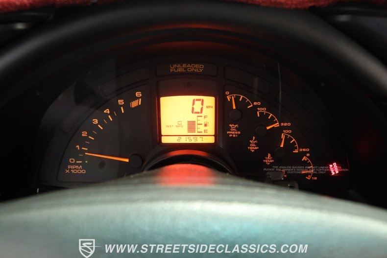 Chevrolet-Corvette-1993-Brilliant-Red-metall-Burgundy-34