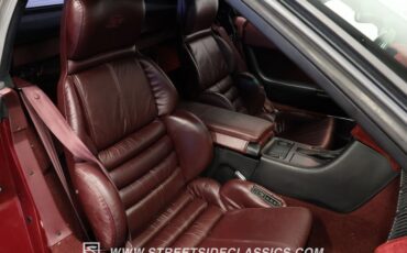 Chevrolet-Corvette-1993-Brilliant-Red-metall-Burgundy-39