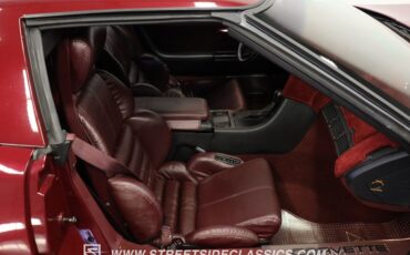 Chevrolet-Corvette-1993-Brilliant-Red-metall-Burgundy-40