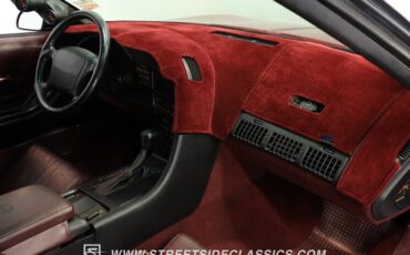 Chevrolet-Corvette-1993-Brilliant-Red-metall-Burgundy-41