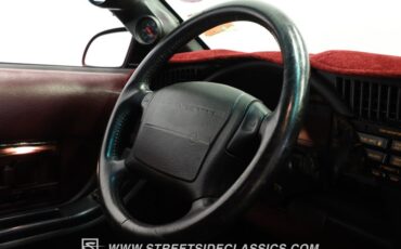 Chevrolet-Corvette-1993-Brilliant-Red-metall-Burgundy-42