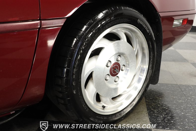 Chevrolet-Corvette-1993-Brilliant-Red-metall-Burgundy-47