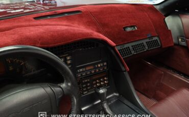 Chevrolet-Corvette-1993-Brilliant-Red-metall-Burgundy-49