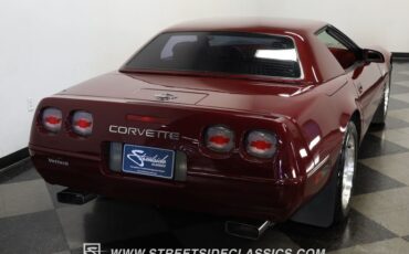 Chevrolet-Corvette-1993-Brilliant-Red-metall-Burgundy-8