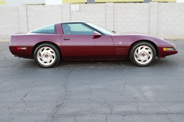 Chevrolet-Corvette-1993-Burgundy-Burgundy-1