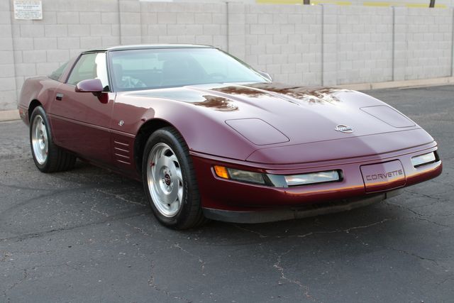 Chevrolet-Corvette-1993-Burgundy-Burgundy-11