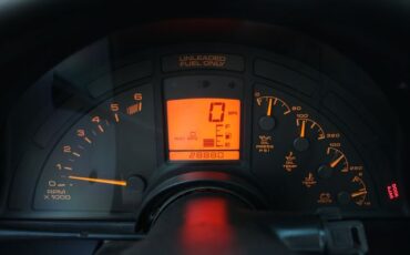 Chevrolet-Corvette-1993-Burgundy-Burgundy-31