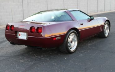 Chevrolet-Corvette-1993-Burgundy-Burgundy-32