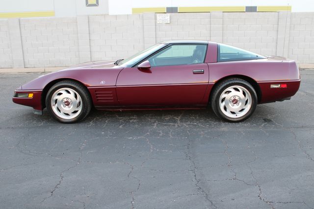 Chevrolet-Corvette-1993-Burgundy-Burgundy-7