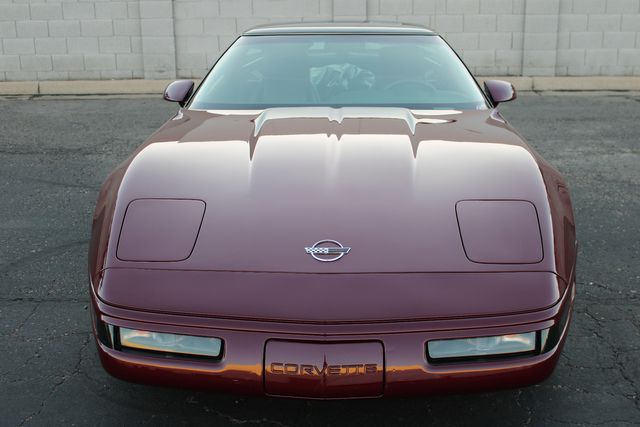 Chevrolet-Corvette-1993-Burgundy-Burgundy-9