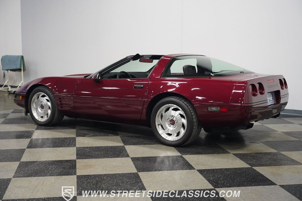 Chevrolet-Corvette-1993-Coupe-10