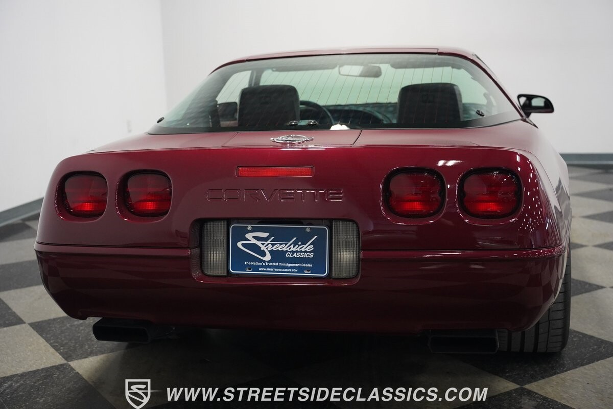 Chevrolet-Corvette-1993-Coupe-31