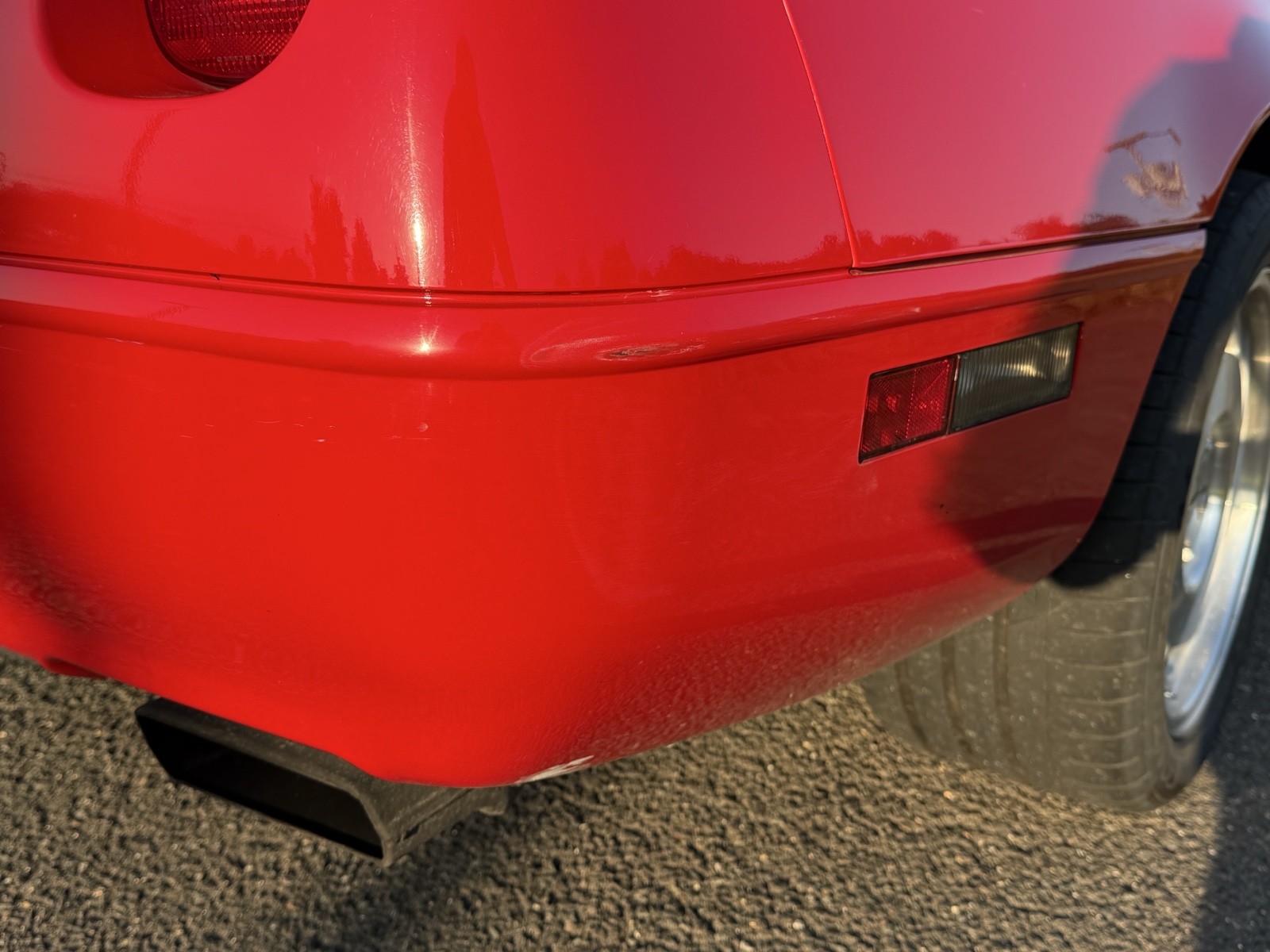 Chevrolet-Corvette-1994-Hatchback-13