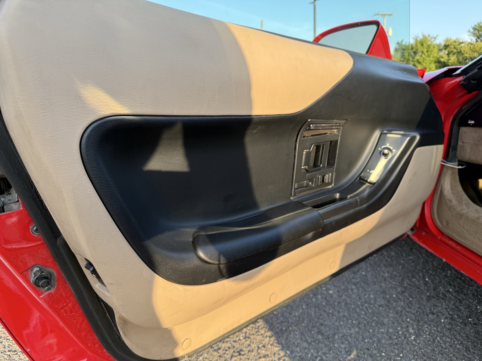 Chevrolet-Corvette-1994-Hatchback-31