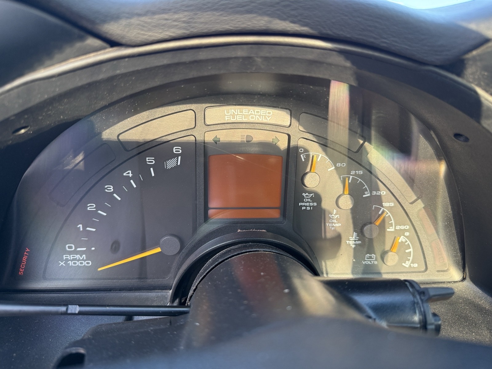 Chevrolet-Corvette-1994-Hatchback-32
