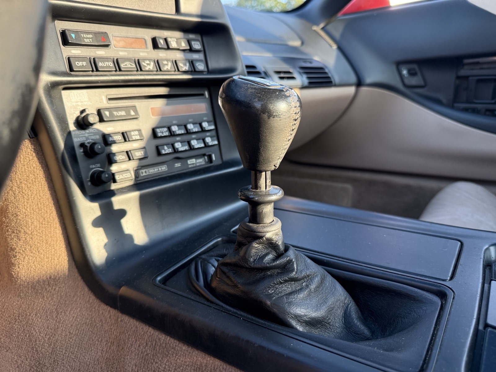 Chevrolet-Corvette-1994-Hatchback-34