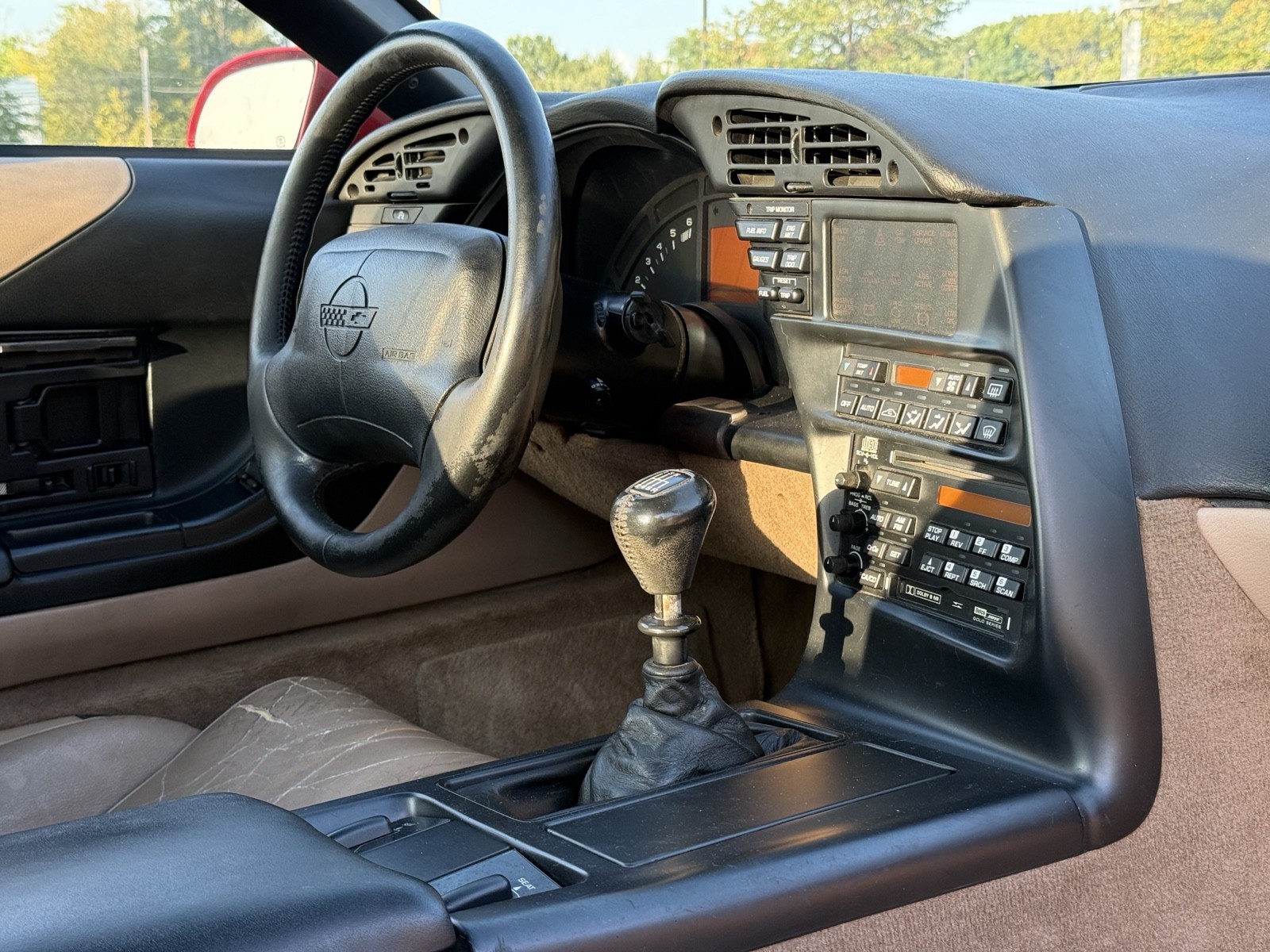 Chevrolet-Corvette-1994-Hatchback-39