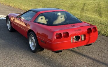 Chevrolet-Corvette-1994-Hatchback-6