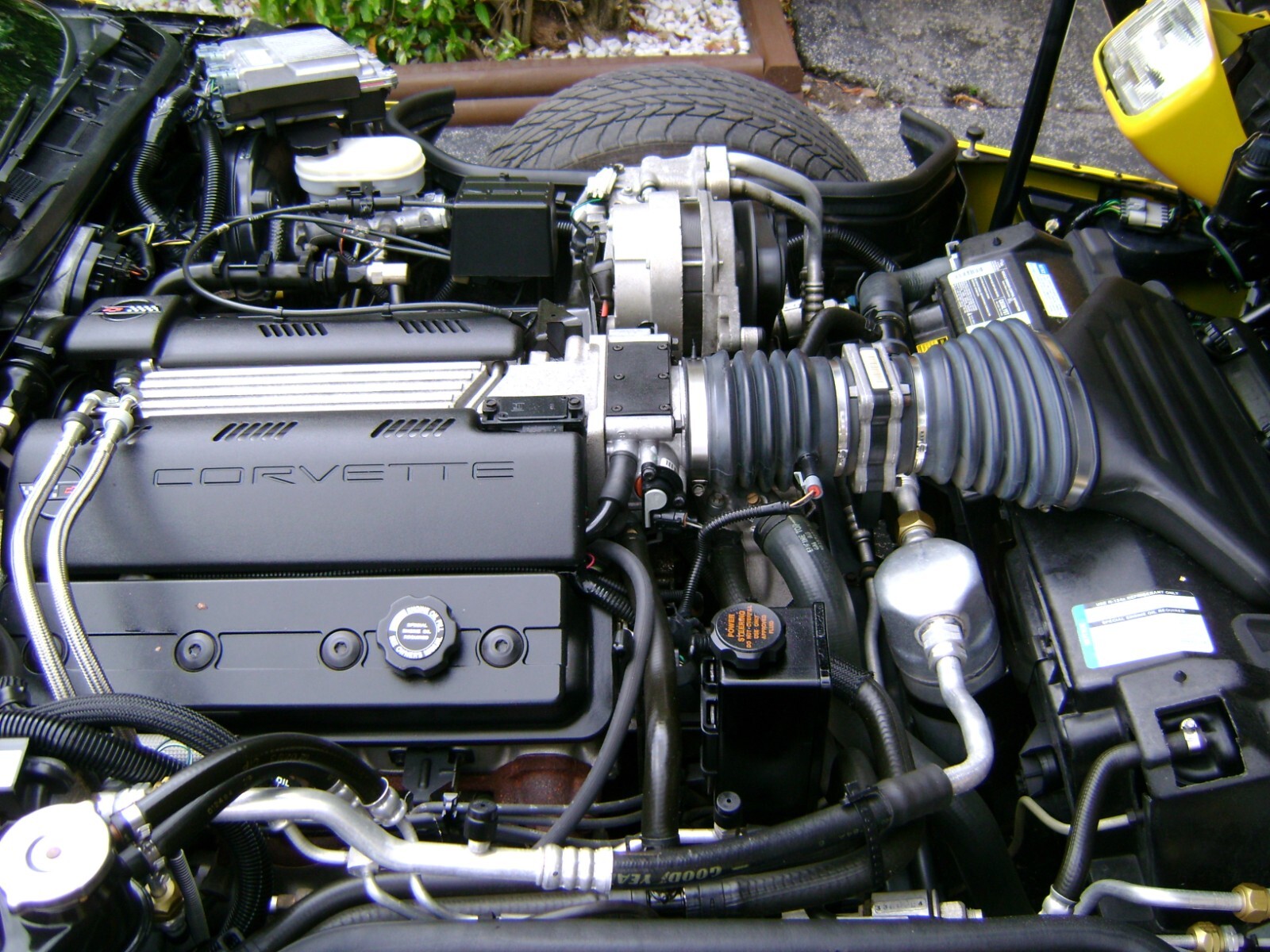 Chevrolet-Corvette-1995-Convertible-24