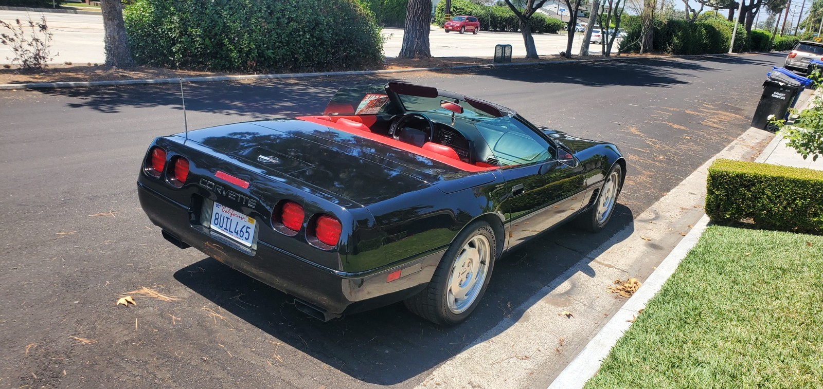Chevrolet-Corvette-1995-Convertible-3