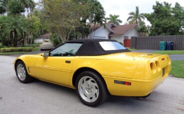 Chevrolet-Corvette-1995-Convertible-3