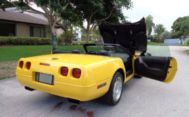 Chevrolet-Corvette-1995-Convertible-9