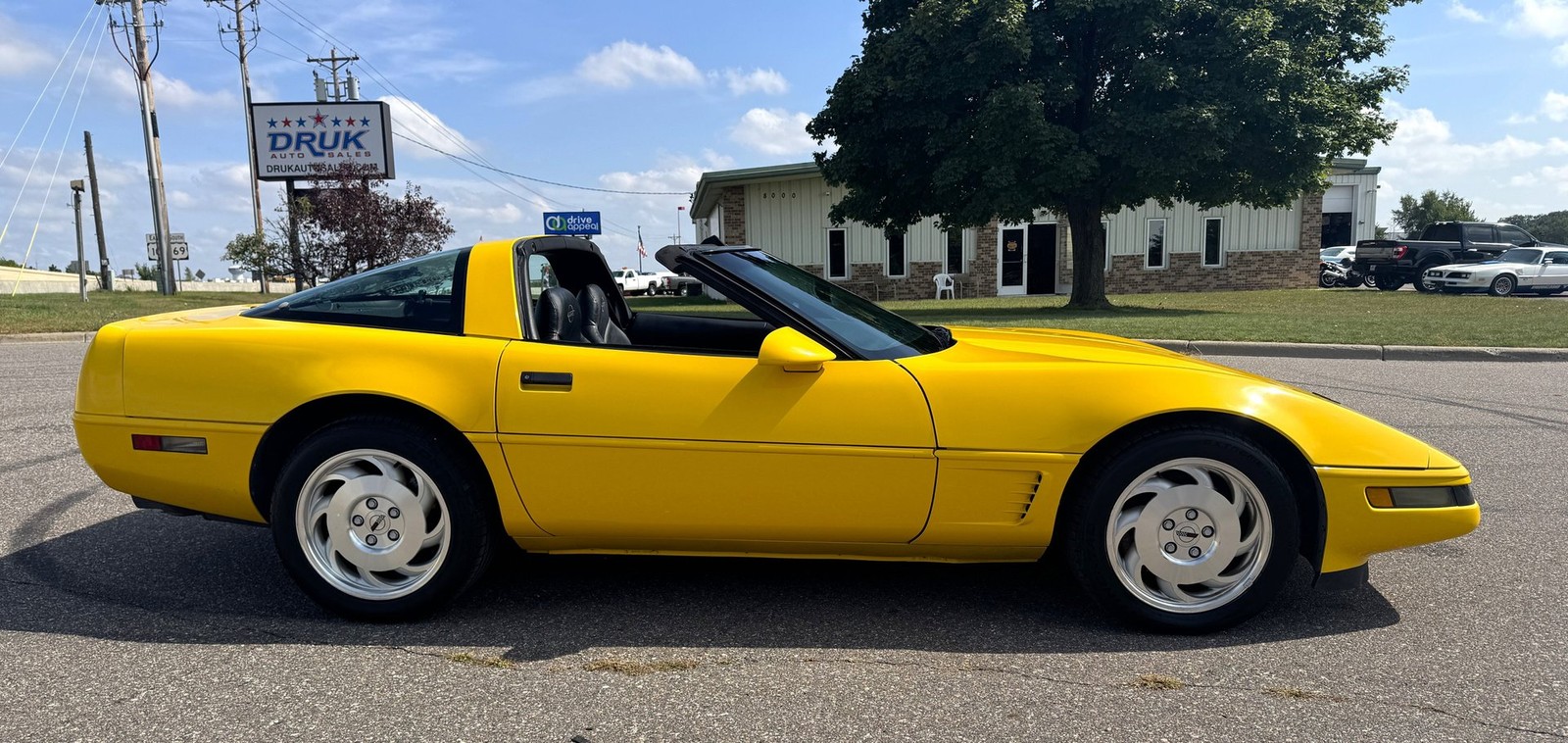 Chevrolet-Corvette-1995-Coupe-1