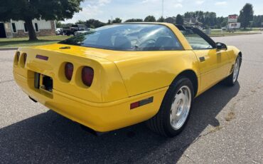 Chevrolet-Corvette-1995-Coupe-2