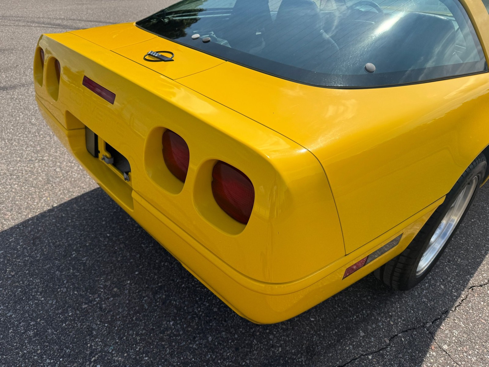 Chevrolet-Corvette-1995-Coupe-27