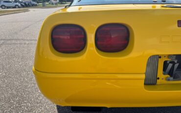 Chevrolet-Corvette-1995-Coupe-33