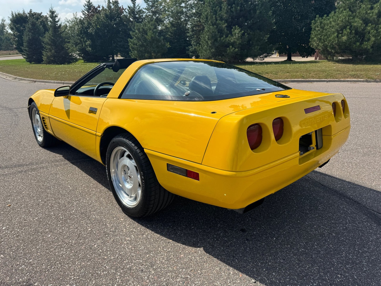 Chevrolet-Corvette-1995-Coupe-5