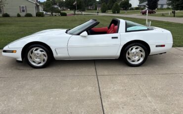 Chevrolet-Corvette-1995-Hatchback-1