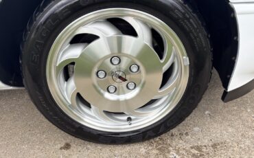 Chevrolet-Corvette-1995-Hatchback-12