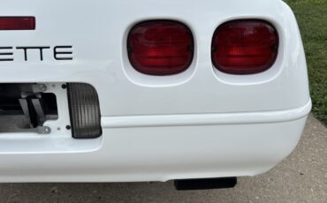 Chevrolet-Corvette-1995-Hatchback-19